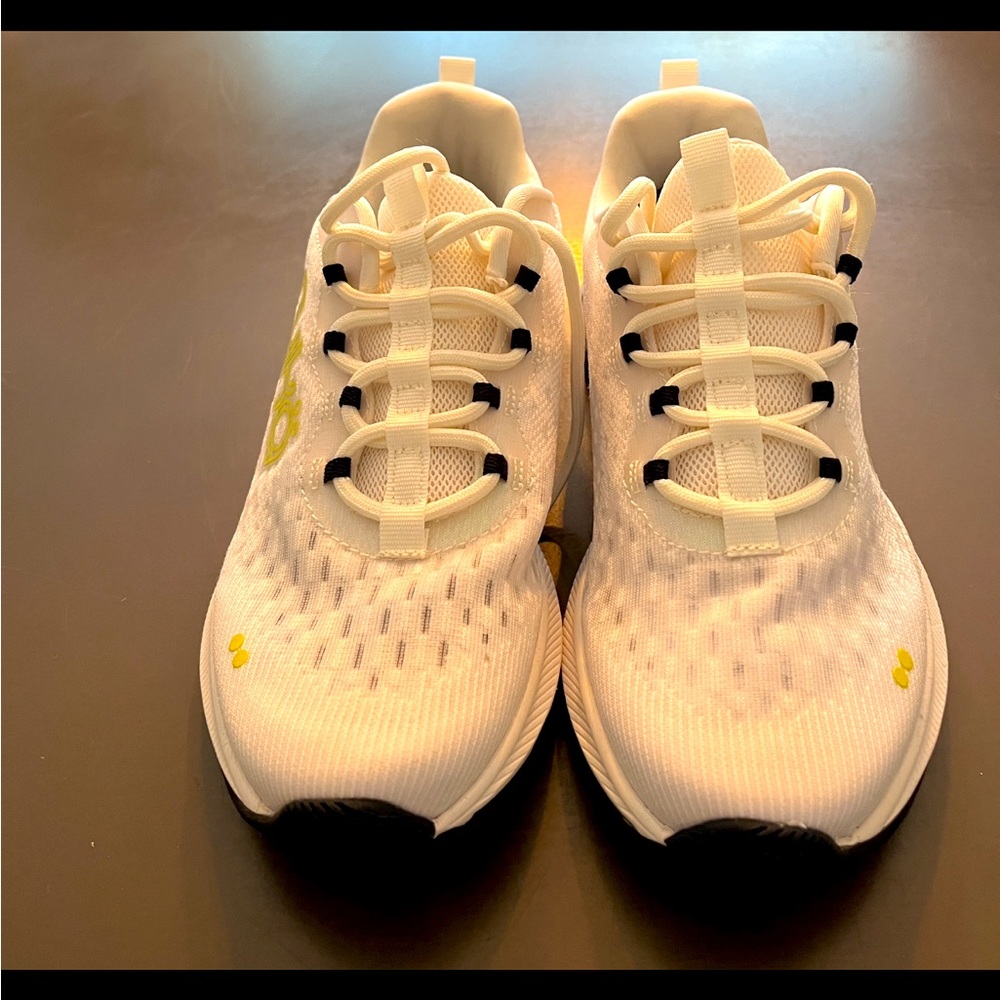 Rumor smeaker 6.5 new